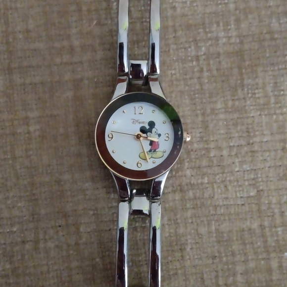 Disney Mickey Mouse Gold Tone Watch - Picture 7 of 10